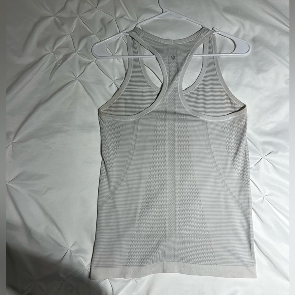 Lululemon Swiftly Tech Tank - Picture 3 of 4